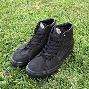 Black Vans Canvas Sk8-Hi